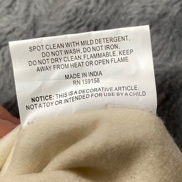 Gigi Seasons Christmas Stocking 18" White Fur Linen Silver Sequin Snowflake NWOT - Picture 11 of 12